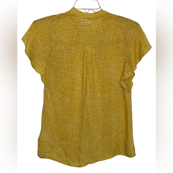 Gap, yellow, polka dotted, v- neck blouse. Size XS GUC - Picture 3 of 4